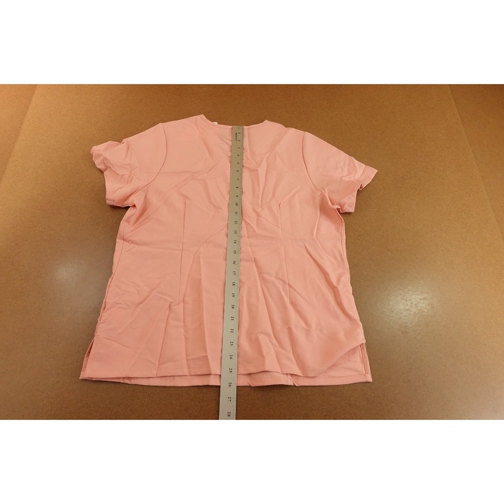 Mandala Womens Size Large Dusty Pink Short Sleeve 6 Pocket V Neck Scrub Top NWT - Picture 9 of 11